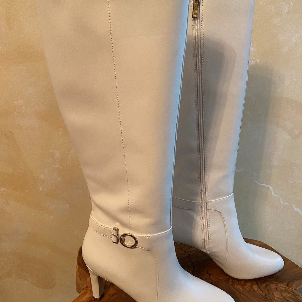 Women's Leather Boots, Knee High, White, Bandolino, Size 10M